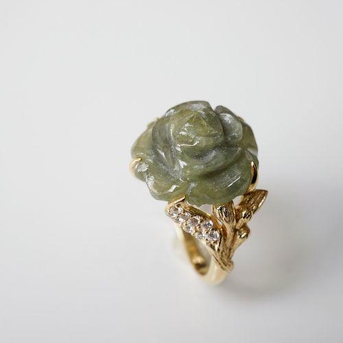 Nhẫn Sapphire hoa hồng Vàng 18K Đá trắng