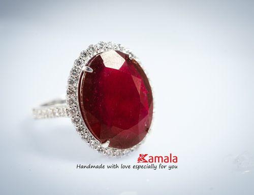 Nhẫn Ruby đỏ Hoa Mặt Trời