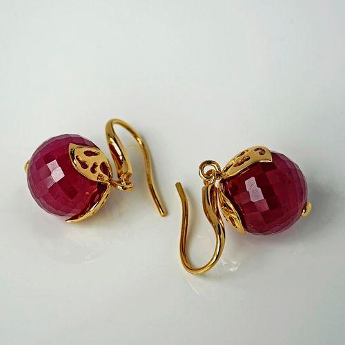 Hoa tai Ruby đỏ Ngọn Lửa Bất Diệt