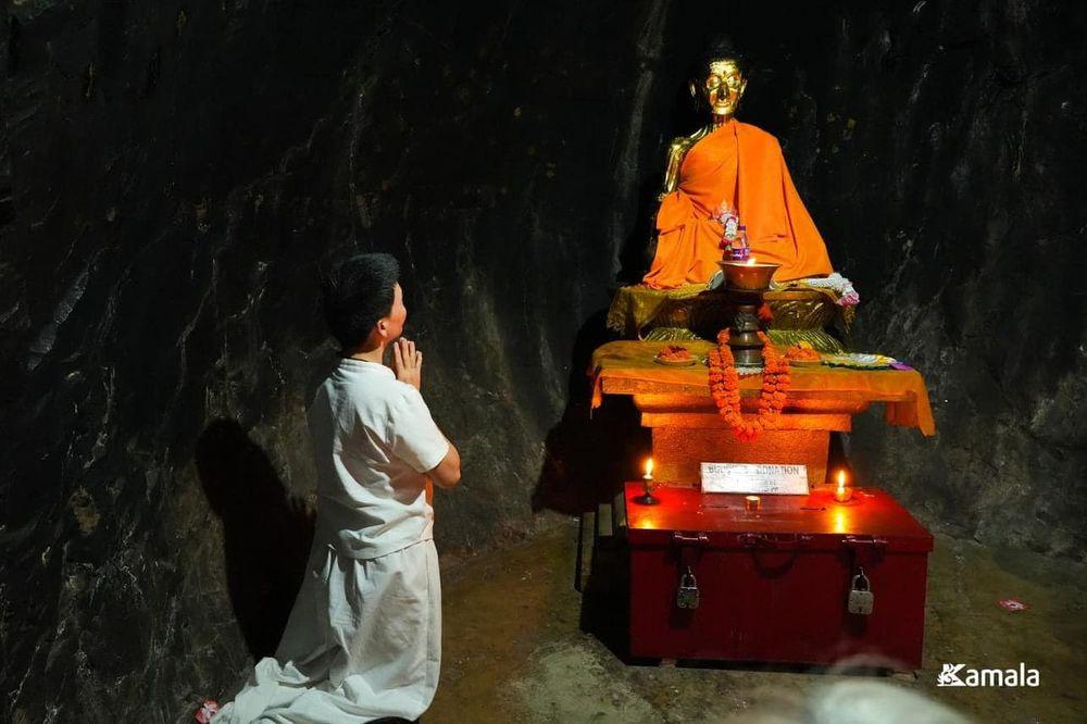 Tour trở về đất Phật và nhận quán đảnh Đức Văn Thù Sư Lợi Bồ Tát từ thánh Đức Lai Lạt Ma XIV